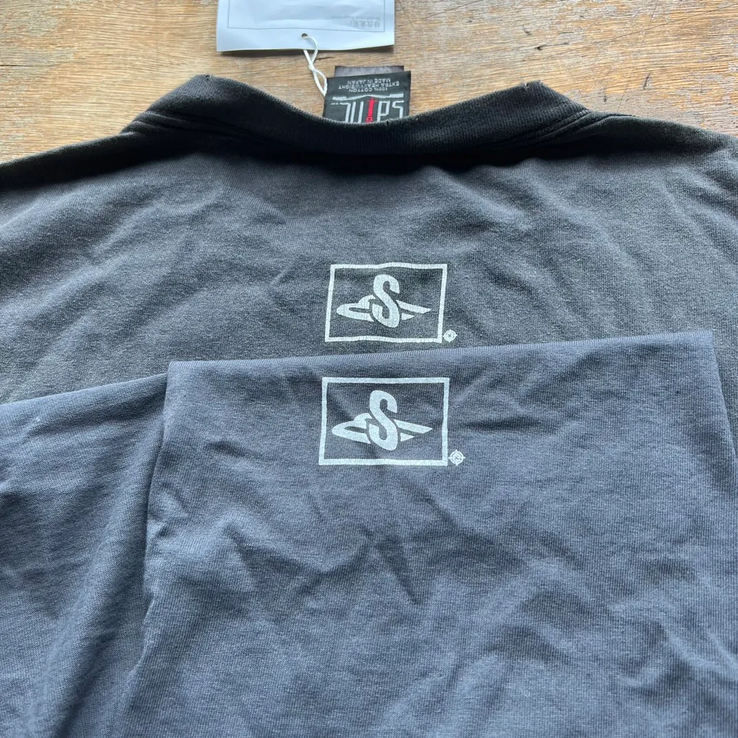 Printing proofing SAINT Mxxxxxx SM6 TEE/BLK Latest SM6 basic LOGO printed TEE Washed black S-XL Garment dyeing Rewashed to make it worn Hanging holes Correctly with anti-counterfeiting angel mark